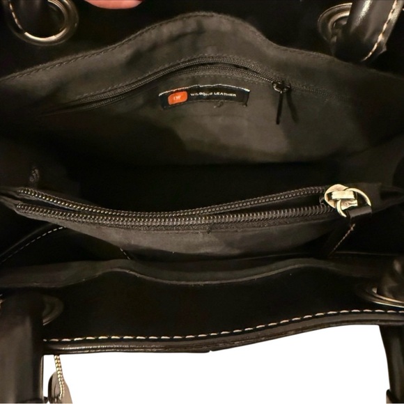 Wilson Black Genuine Leather Handbag – Classic Structure - Picture 8 of 10
